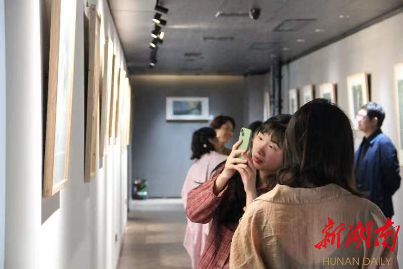 星城又一文艺打卡地,藏湘知文化记忆馆“艺术家会客厅”启动